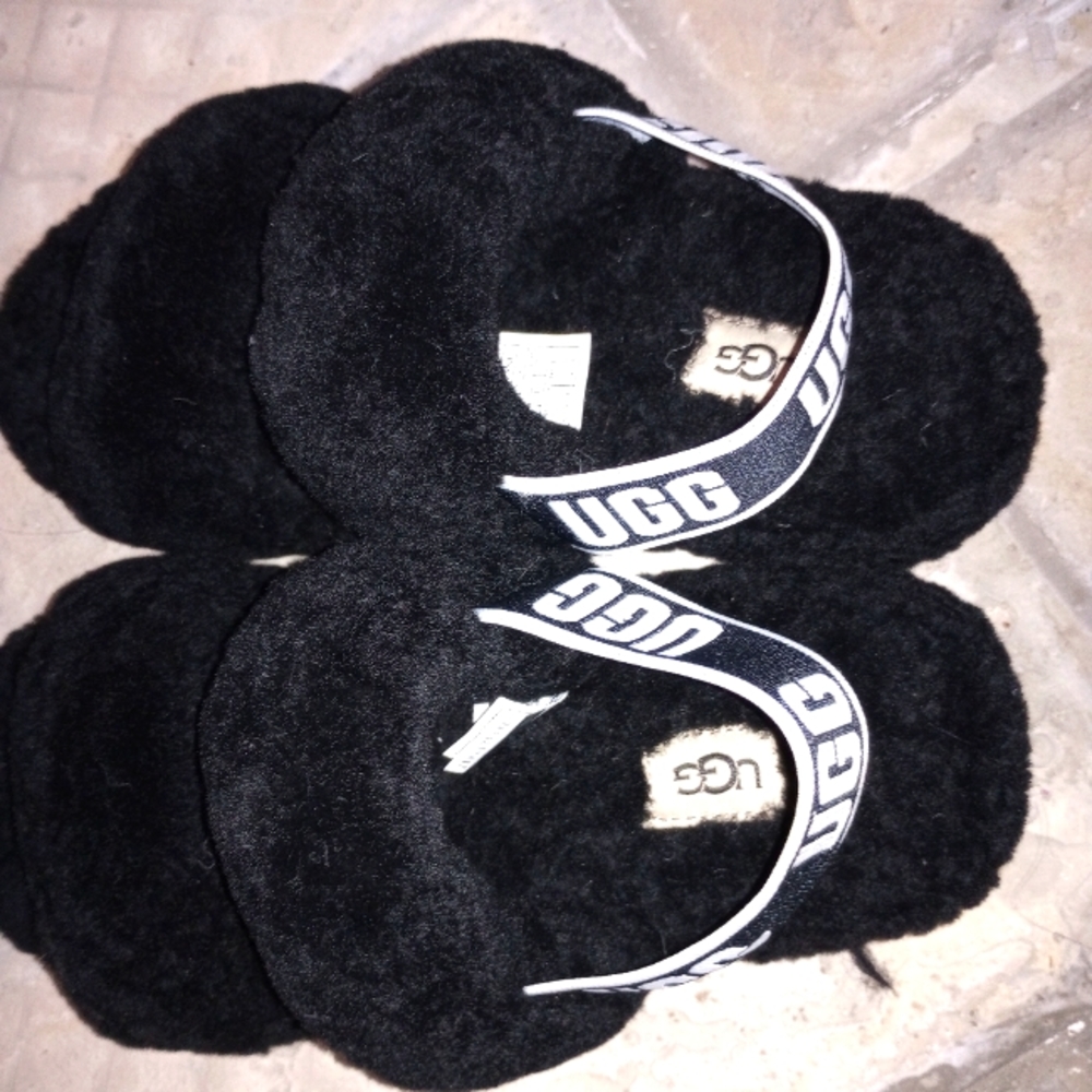 UGG